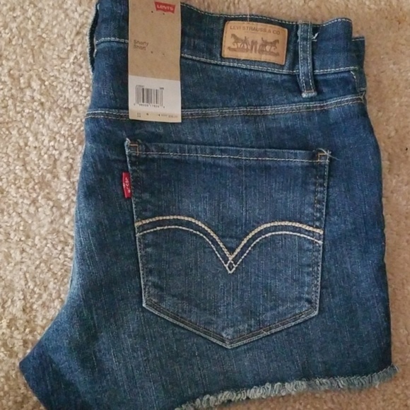 Levi's Pants - Levi's shorts